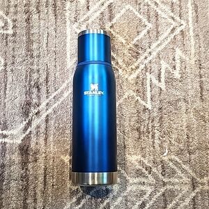 Stanley 25 Oz. Beverage holder